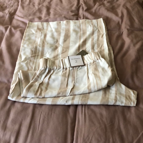 Wide leg crop pant - Picture 4 of 4